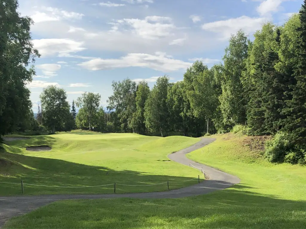 Best Golf Courses in Alaska Red Birdie Golf