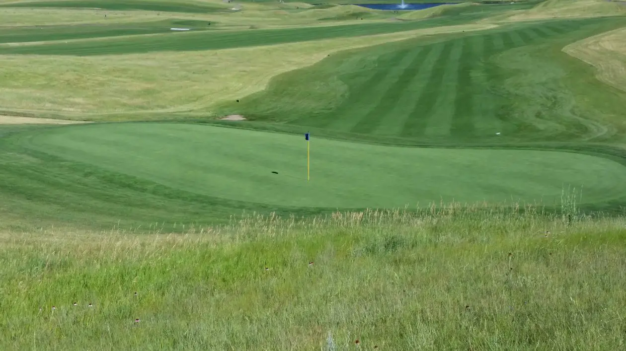 Best Golf Courses in North Dakota Red Birdie Golf